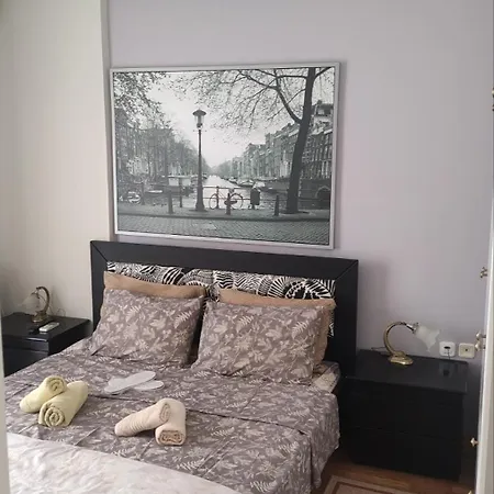 Quiet Spacious In *