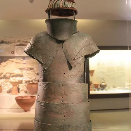 Quiet Spacious In Apartment