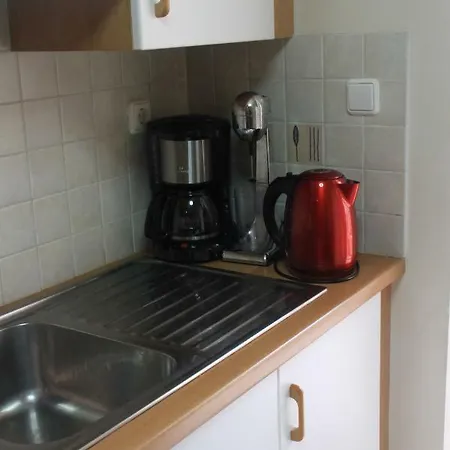 Quiet Spacious In *
